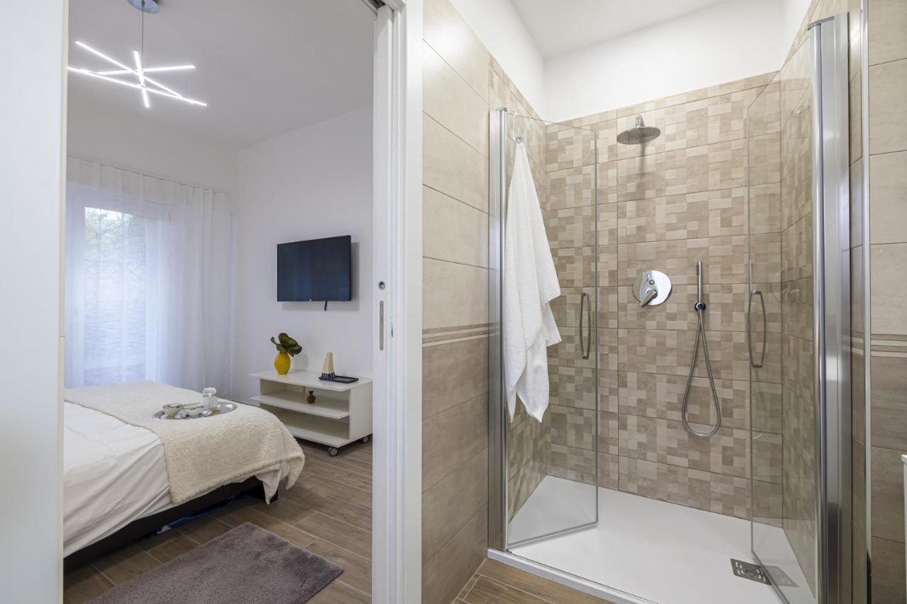 Luminoso Appartamento Con Terrazzo A La Storta Рим Екстериор снимка