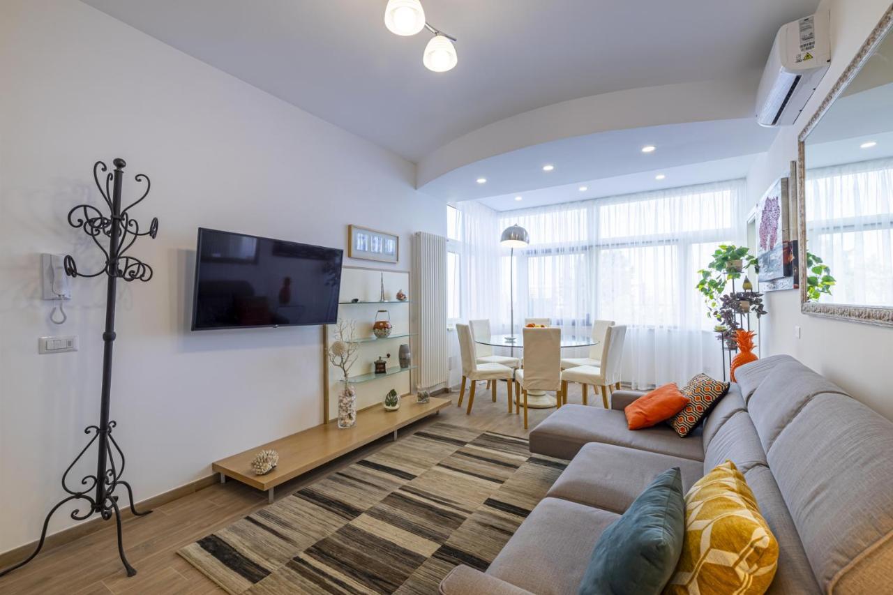 Luminoso Appartamento Con Terrazzo A La Storta Рим Екстериор снимка