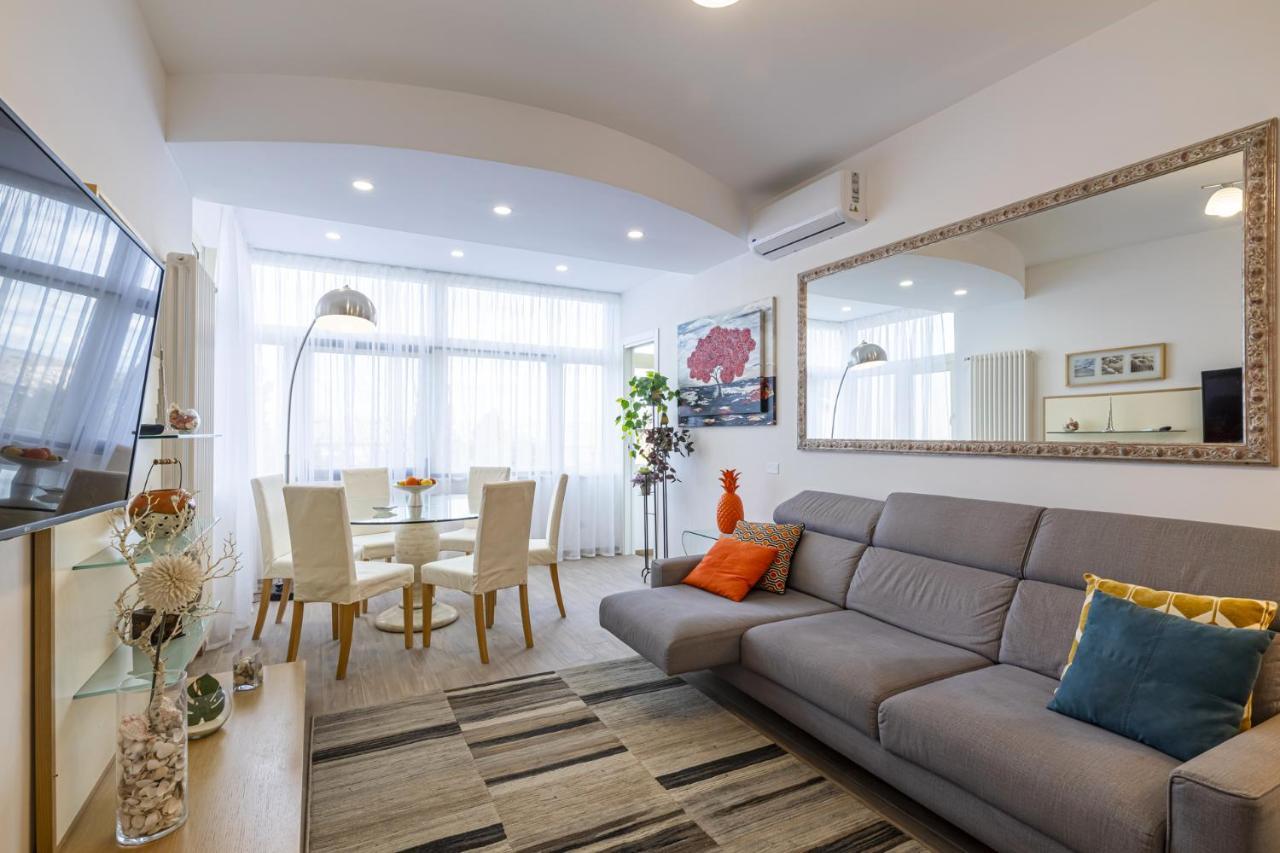 Luminoso Appartamento Con Terrazzo A La Storta Рим Екстериор снимка